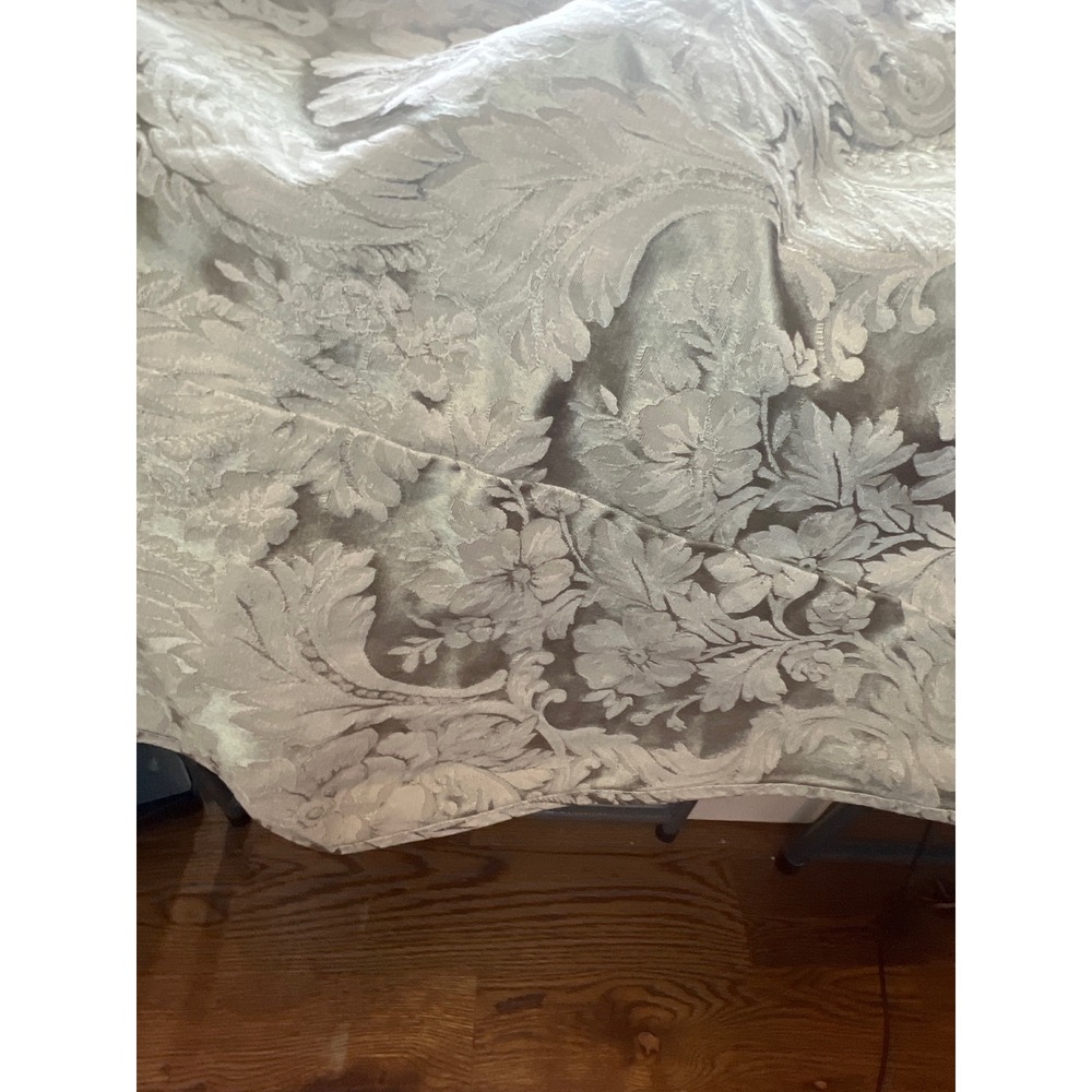 Waterford Tablecloth Round Damask Floral Jacquard Sage Green 84" Vintage 1995